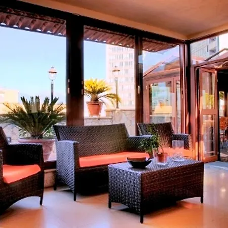 Eden 3* Naples